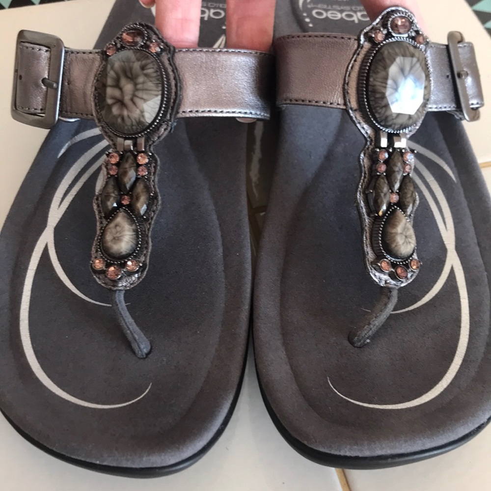 Abeo Bling Leather Flip Flops Size 8